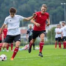 Über das ganze Jahr 2025 betrachtet, registrierte die Suva die meisten Sportunfälle beim Fussballspielen.
