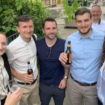 (Von links) Susanna Rodrigues, Patricia Bargetzi, Tobias Jöhr, Claudio Carrese, Fabio Leonardi, Beat Strübin, Ramona Croffet und Jonas Soguel.
