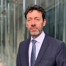 Ivo Menzinger, Head Europe, Middle East & Africa für Public Sector Solutions bei Swiss Re und Projektleiter der Arbeitsgruppe Pandemieversicherung des Schweizerischen Versicherungsverbands SVV.