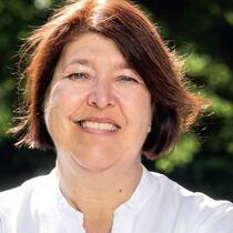 Corin Ballhaus: « Il faut que les femmes prennent l’initiative de gérer leur argent, se responsabilisent et acquièrent les connaissances nécessaires en la matière. »
