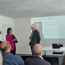 Learn & Lunch mit Gastreferent Daniel Rudin vom Nationalen Zentrum für Cybersicherheit.