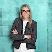 Nina Arquint übernimmt ab 1. Februar 2023 die Position als CEO für die EMEA-Region bei Swiss Re Corporate Solutions.