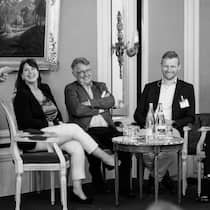 «SIRM Geneva Rendez-Vous» Podiums-Teilnehmer Maurizio Micale (Moderator); Florence Schurch, Luis Fontboté, Leandro Brandt und Valentina Paduano.