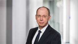 Den ehemaligen Chef der Versicherungsaufsicht der BaFin Frank Grund zieht es in gleich drei Aufsichtsräte des italienischen Versicherers Generali. (Versicherungsmonitor)