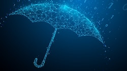 Wer sich gegen Cyberrisiken versichern will, sollte vorgängig bereits vorhandene Policen und die gezielte Abdeckung neuer Risiken prüfen.
