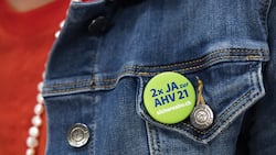 Weil das Rentenalter für Frauen erhöht wurde, sollen Frauen in Jahrgängen, die besonders von der Änderung betroffen sind, entschädigt werden. National- und Ständerat haben sich darauf geeinigt, dass es neun Jahrgänge sein sollen. (Symbolbild)