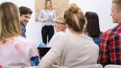 Weiterbildung ist das A und O im Beruf der VersicherungsberaterInnen.