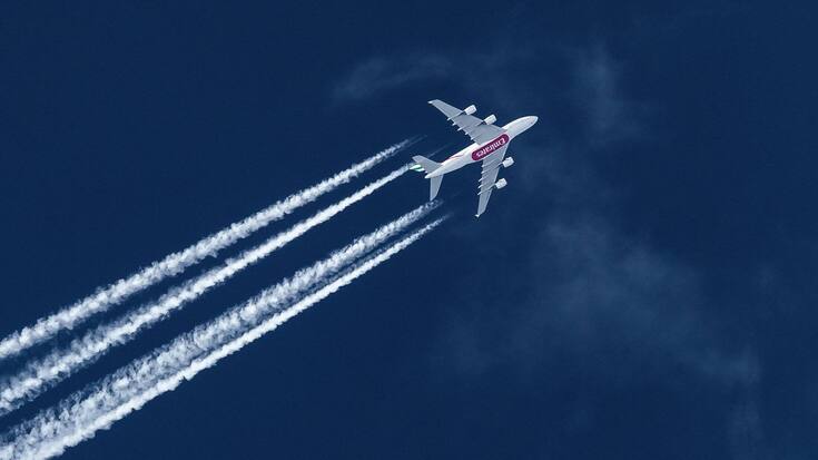 Kondenzstreifen Airlines Luftfahrt