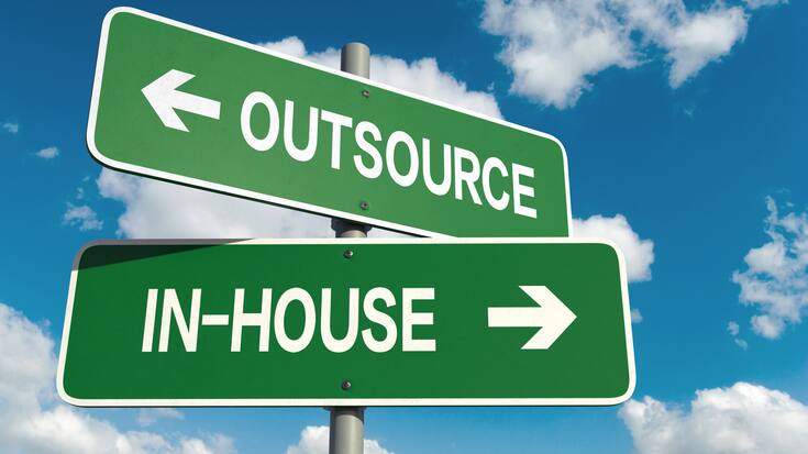 Outsorcing - Insourcing