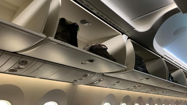 Gepäckablage Flugzeug
