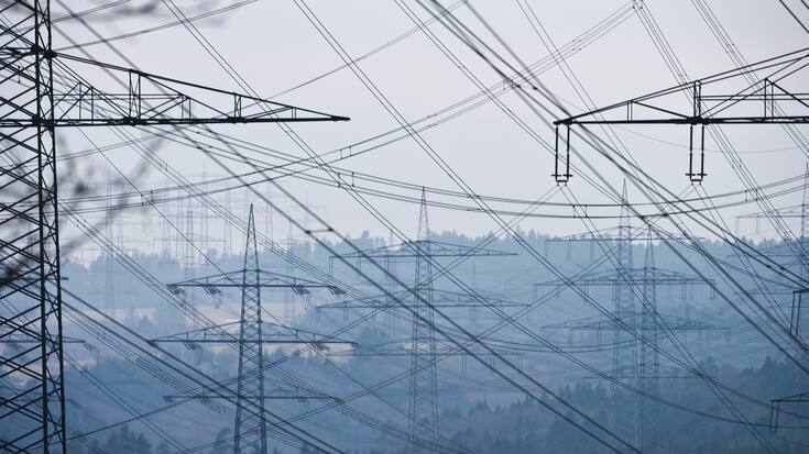 SCHWEIZ SWISSGRID ENERGIE-ENGPAESSE WINTER STROMNETZ