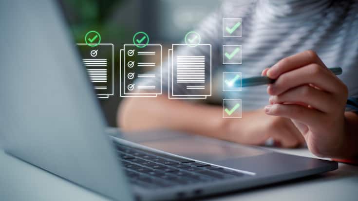Online-Abschluss auf Technologieplattform
