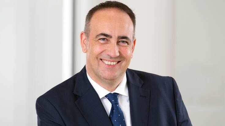 Angelo Eggli, Medi24