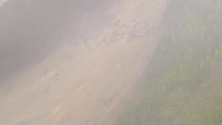 Birch Glacier causes avalanche near Blatten