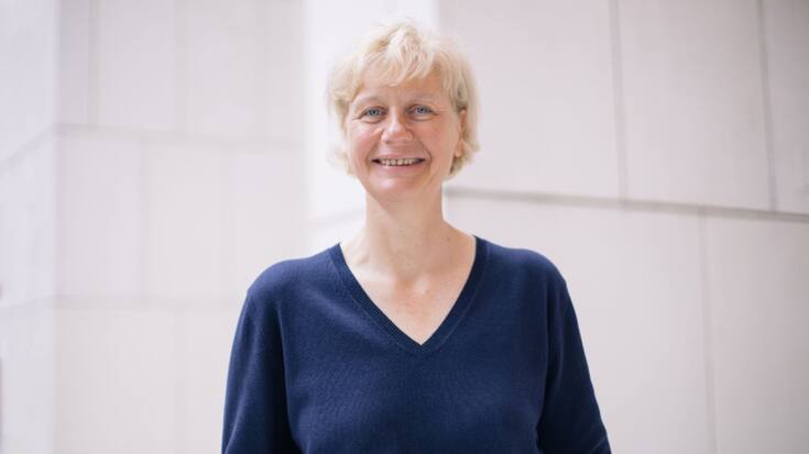 Astrid Stange, Element