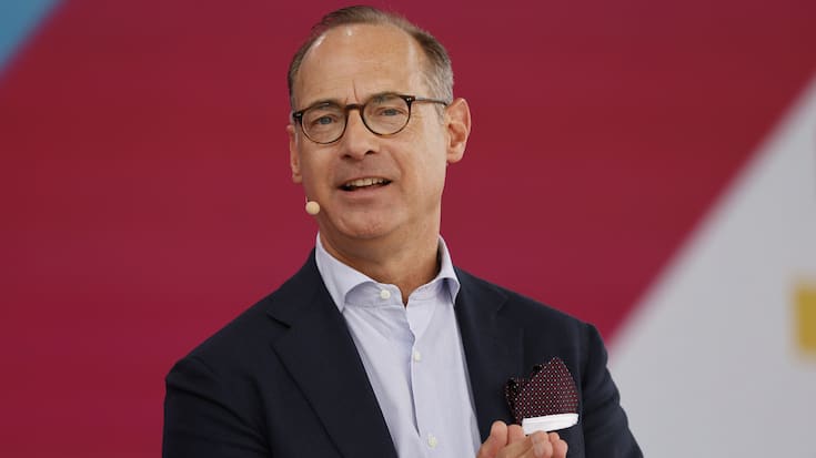 DEUTSCHLAND ALLIANZ-CHEF BATE