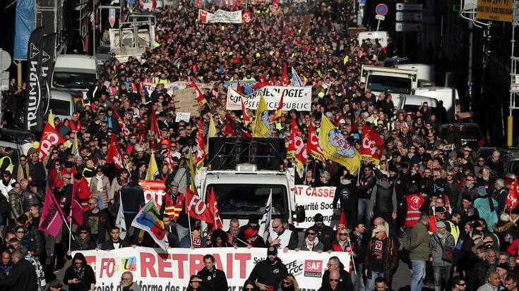 FRANKREICH GENERALSTREIK RENTENREFORM