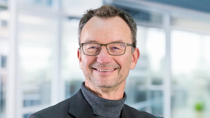 Gerry Lemcke, Swiss Re