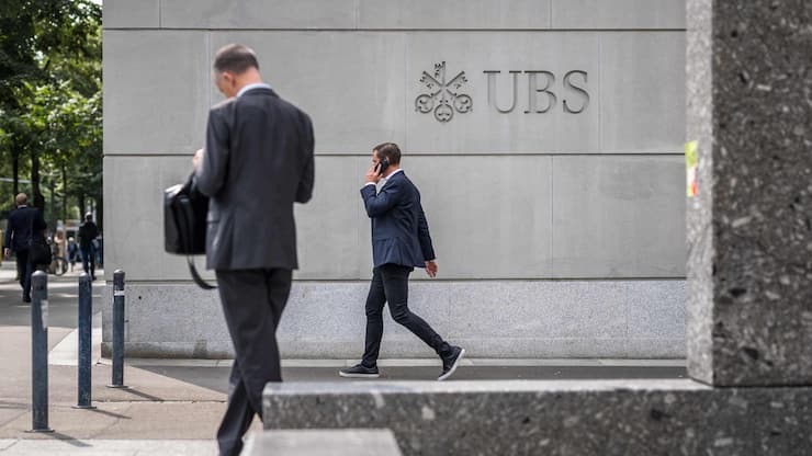 SWITZERLAND-BANKING-UBS-MERGER-CREDITSUISSE