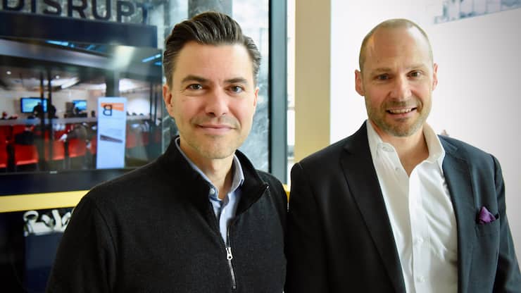 Adrian Ott, Forensic Partner, Chief Artificial Intelligence Officer bei EY Schweiz und Roger Spichiger (rechts), Partner, AI Leader Financial Services bei EY Schweiz.