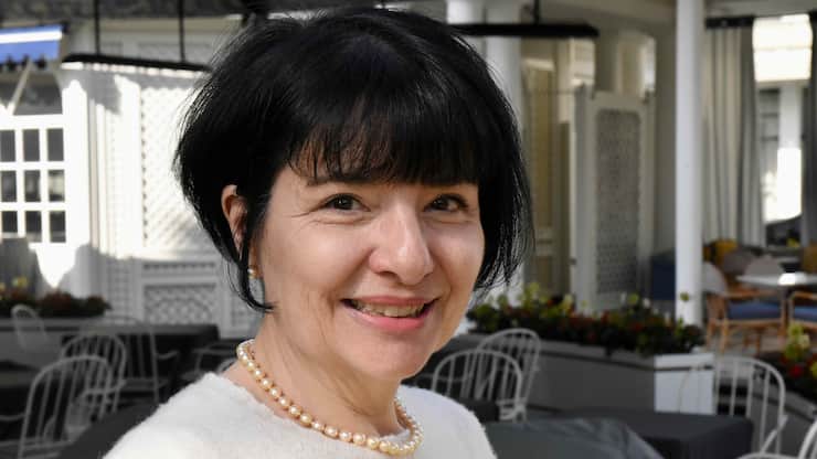 Rula Ipsaryaris, Aviva Investors.