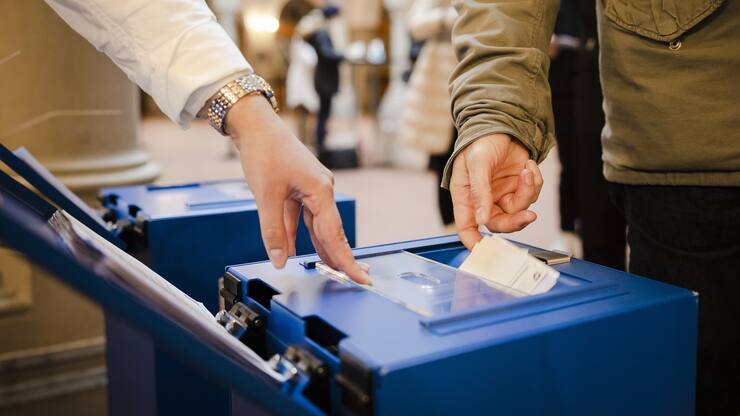 Abstimmung - Wahlen - Urne