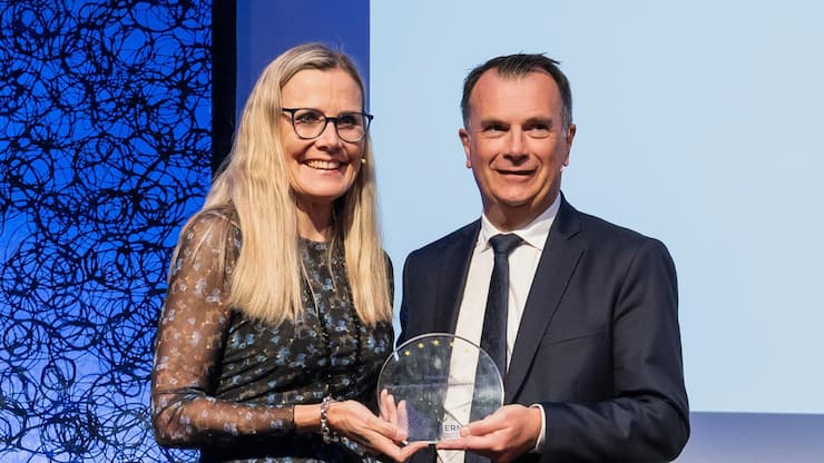 Charlotte  Hedemark übergibt das Ferma-Präsidium an  Philippe Cotelle.