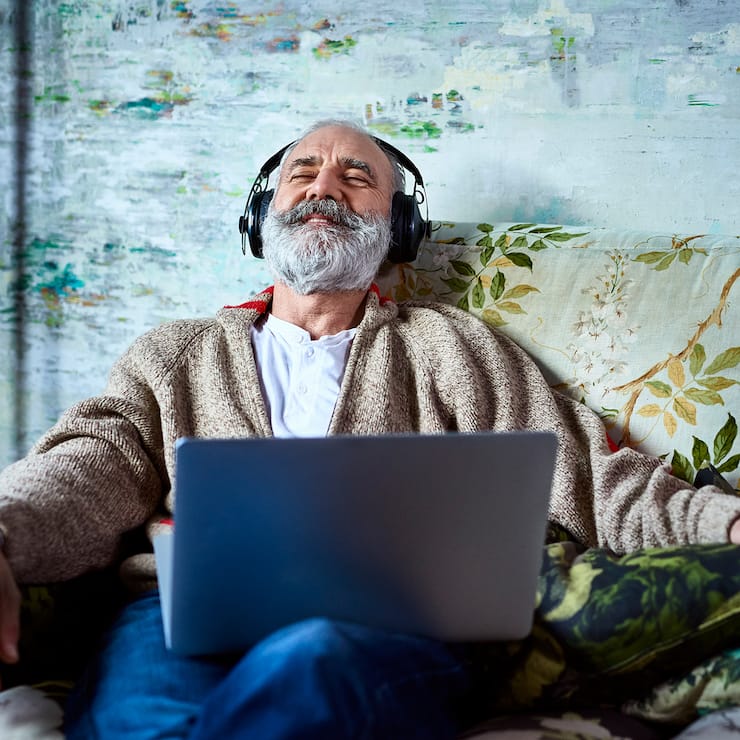 Musik Geniessen Sofa