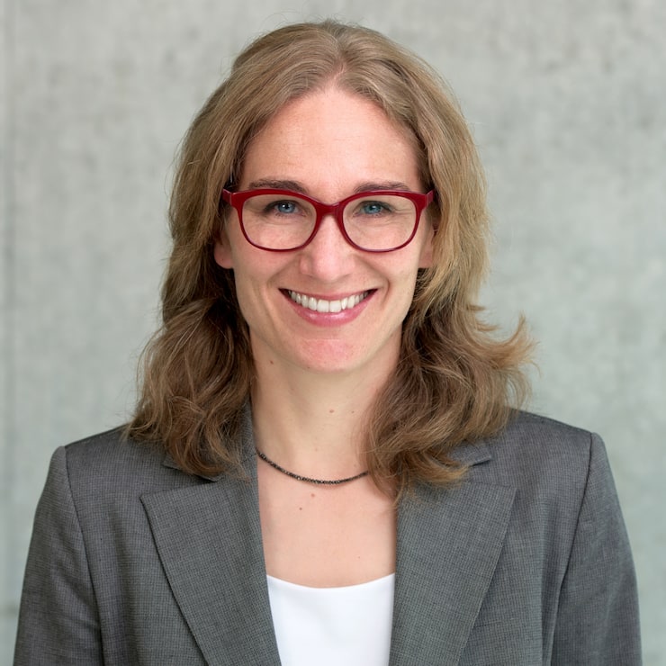 Angela Zeier Röschmann