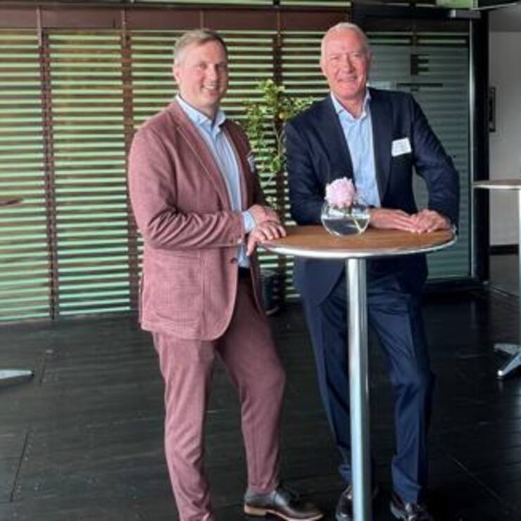 VBV Thierry Schaerer Helvetia rechts im Bild und Christoph Zbinden Vertreter SVVG