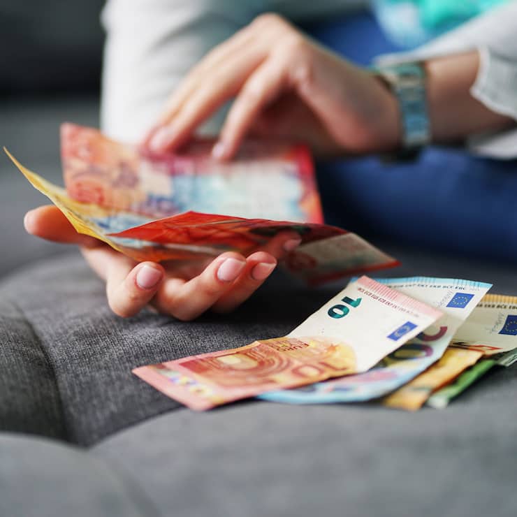 Spezialisten verdienen deutlich weniger als Führungskräfte