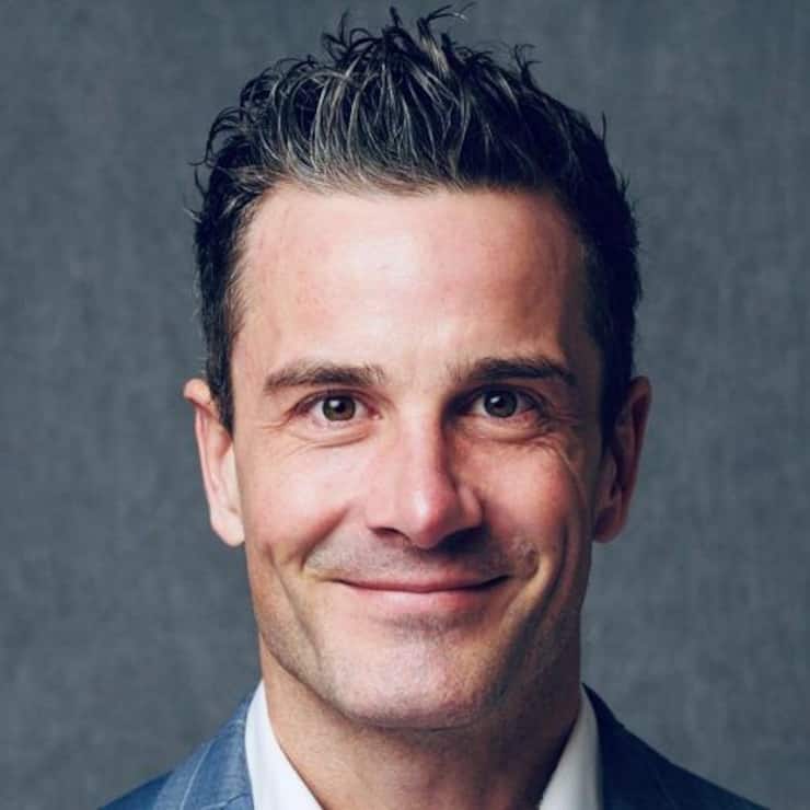 Jan Schultz, Sanitas