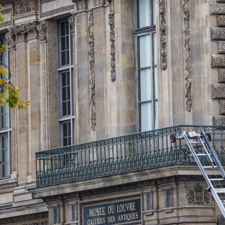 Kunstraub Louvre