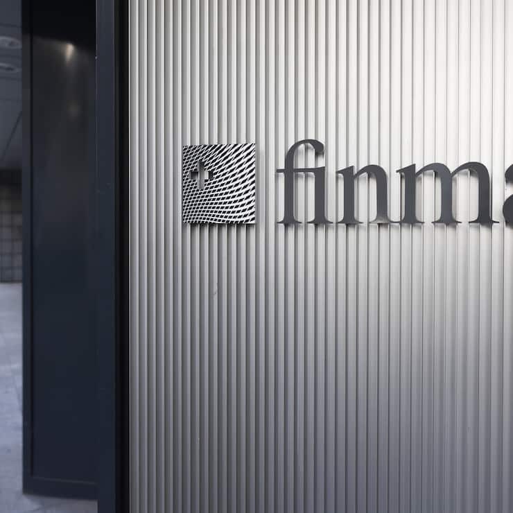 SCHWEIZ FINMA