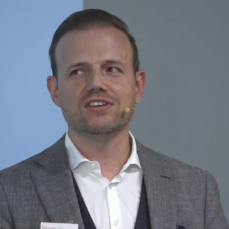 Interview Pierangelo Campopiano mit_Logos_Bauchbinden_V1