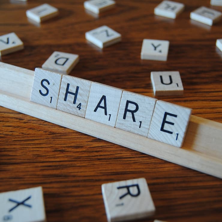 share-2482016_1920.jpg