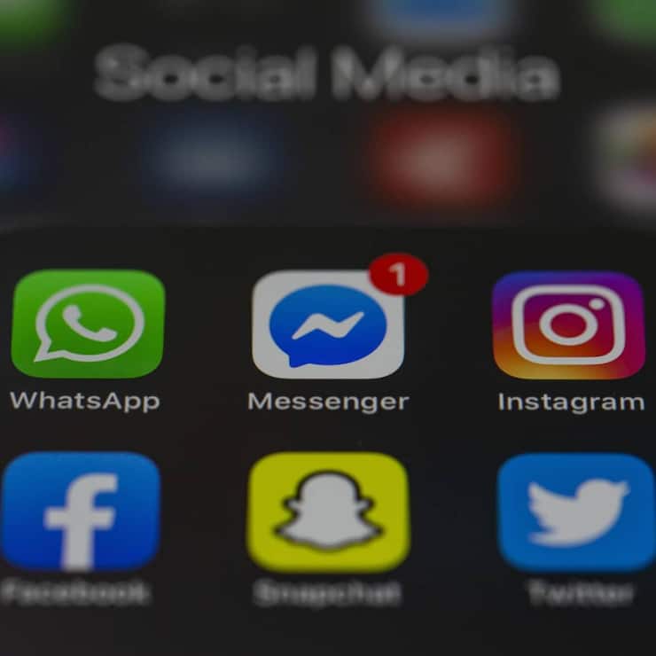 social_media_facebook_instagram_twitter_linkedin.jpg