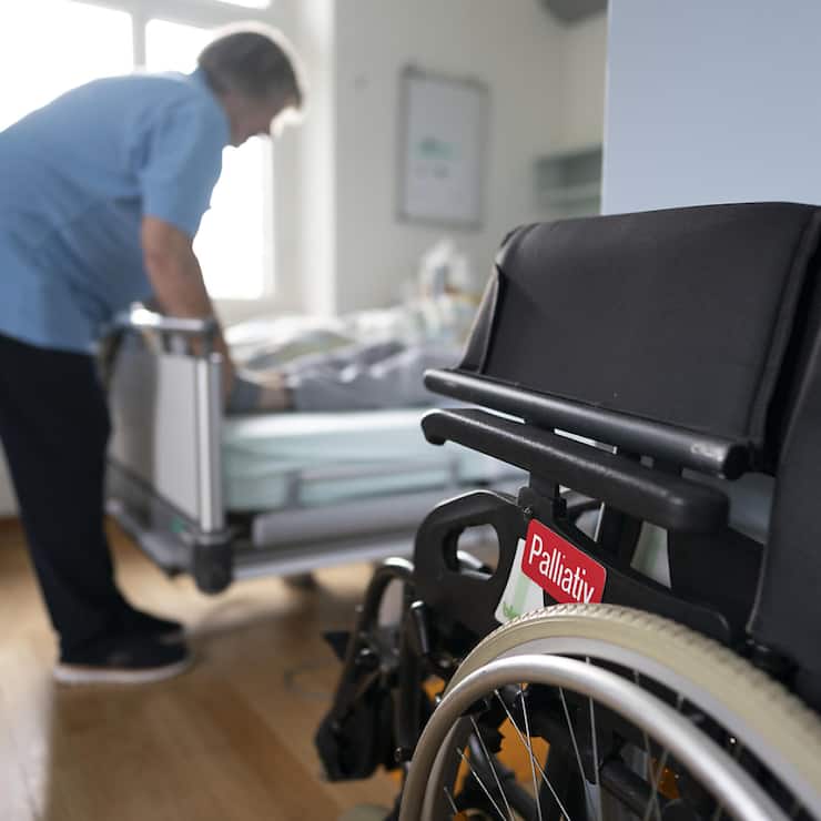 PFLEGEZENTRUM SONNENBERG, KOMPETENZZENTRUM, PALLIATIV CARE, KOMPETENZZENTRUM FUER PALLIATIVE CARE, PALLIATIVSTATION, SPITAL AFFOLTERN, SPITAL, VILLA SONNENBERG, PALLIAVIVA, CURA PALLIATIVA, PALLIATIVVERSORGUNG, PALLIATIVPFLEGE,  LETZTER LEBENSABSCHNITT, LE