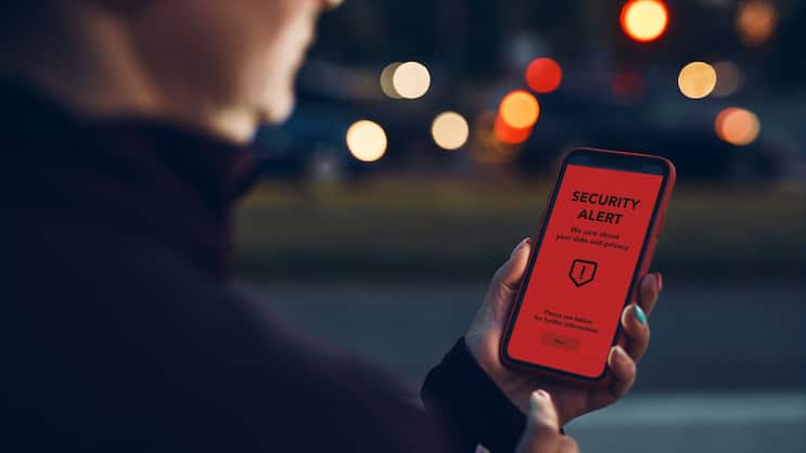 Delle persone in Svizzera che sono già state vittime di frodi informatiche, solo un terzo ha denunciato il reato alla polizia.