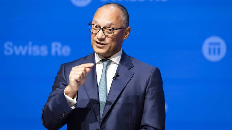 Sieht Jahresziele gut in Reichweite: Swiss Re-CEO Andreas Berger.