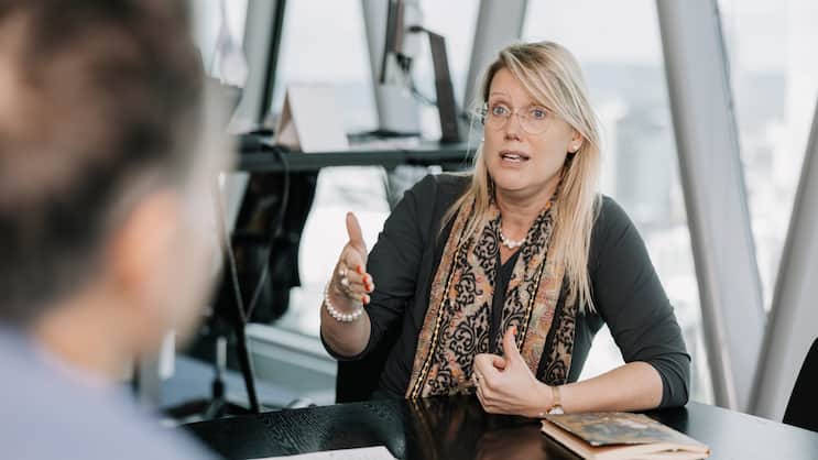 Die europäische Versicherungsaufsicht geht mit deutschen Versicherern hart ins Gericht: EIOPA-Chefin Petra Hielkema.