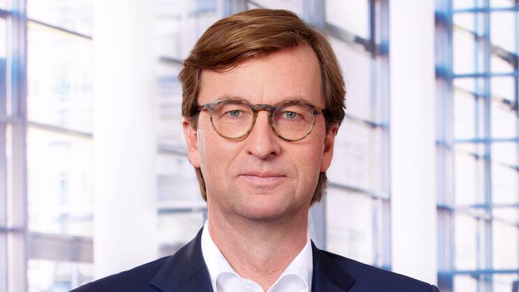 Ebit-Prognose für 2025 bekräftigt: Uwe Schroeder-Wildberg, Vorstandsvorsitzender der MLP SE.