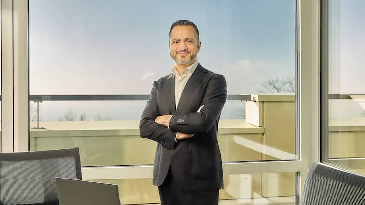 Angelo Accardi wird neuer CEO von Forvis Mazars in der Schweiz.