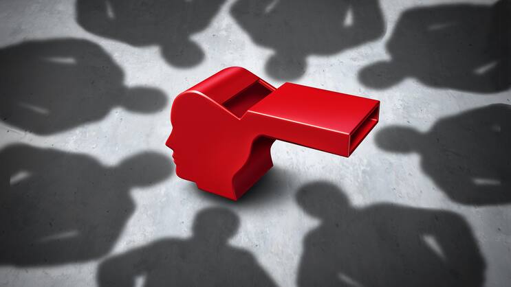 Im Gegensatz zu den USA, wo Whistleblower für ihre Zivilcourage belohnt werden, haben diese hierzulande nach wie vor einen schweren Stand.