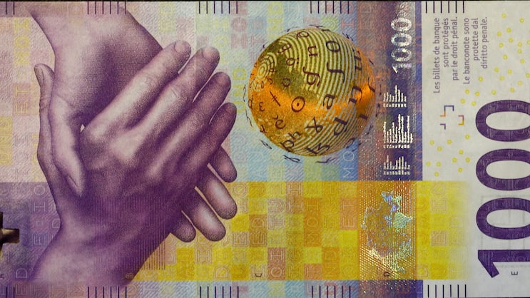 Provisionen sind umstritten. Besser wäre es, Broker nach Aufwand und auf Honorarbasis zu bezahlen, raten Experten.