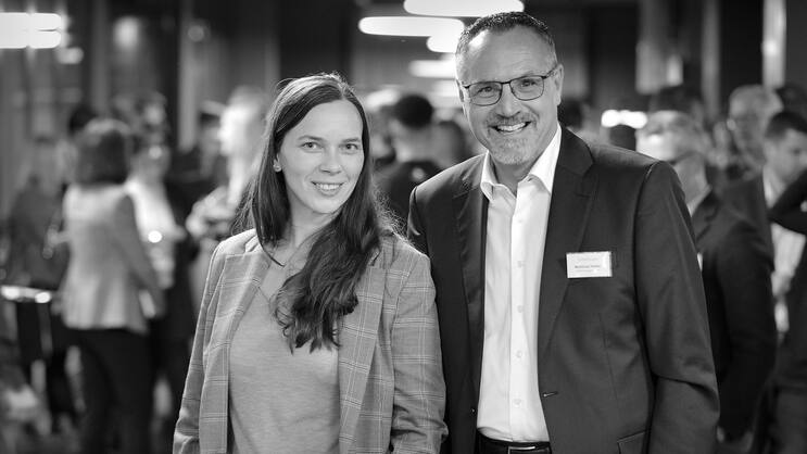 SIRM-Präsidentin Sabrina Hartusch mit Vizepräsident Matthias Huber am SIRM-Forum '22.