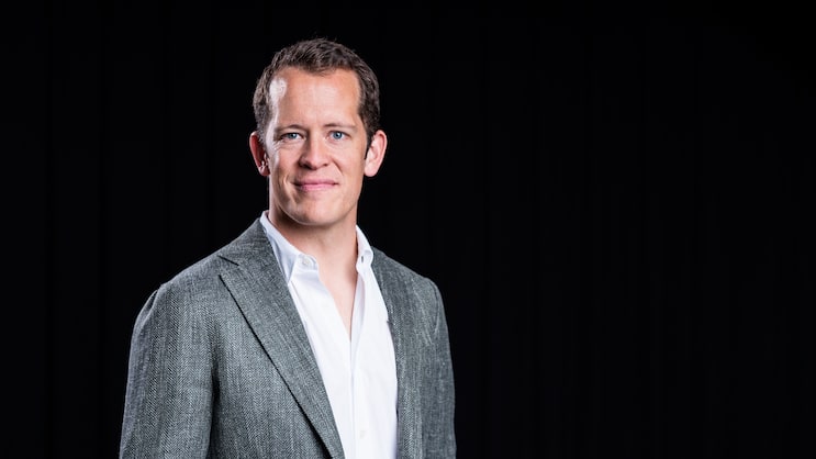 «Wir werden in der Schweiz und global im Bereich Cyber-Security noch in diesem Jahrzehnt ein neues Niveau an sehr ernsten Risiken, Gefahren und Schäden kennenlernen. In diesem Kontext wäre für mich eine Versicherung meiner privaten Daten spannend.» Alex Blattmann, CEO und Co-Founder von MaxBrain.