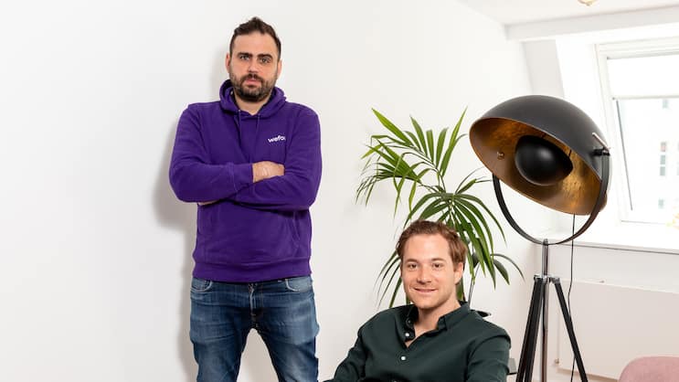 Die Wefox-Gründer Julian Teicke und Fabian Wesemann haben allen Grund zum Strahlen.