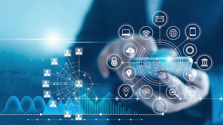 Acht von zehn Personen geben an, in der zunehmenden Digitalisierung eine Gefahr zu sehen.