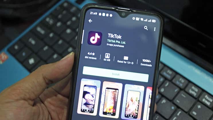 App des Kurzvideodienstes Tiktok auf einem Smartphone in Indonesien.